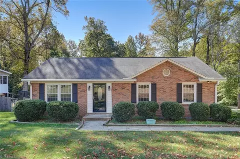 219 Yorktown Rd, Kernersville, NC 27284