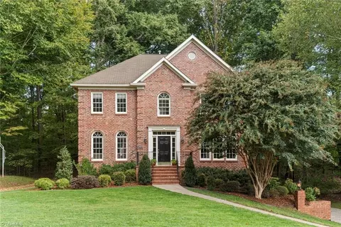 4965 Shady Maple Ln, Winston Salem, NC 27106