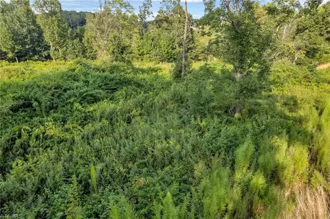 lot24 Regal Oaks Dr, Wilkesboro, NC 28697