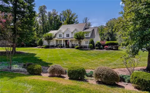 6081 Mountain Brook Rd, Greensboro, NC 27455