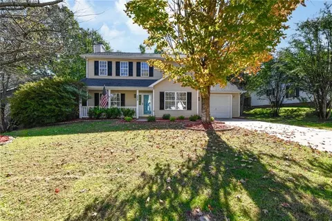 558 Orchard Ridge Ln, Greensboro, NC 27455