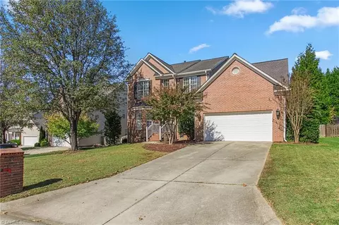2927 Shady View Dr, High Point, NC 27265