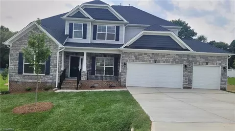 1085 Luna Creek Ct #26, Kernersville, NC 27284
