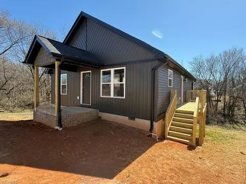 705 Langford Ave, High Point, NC 27260
