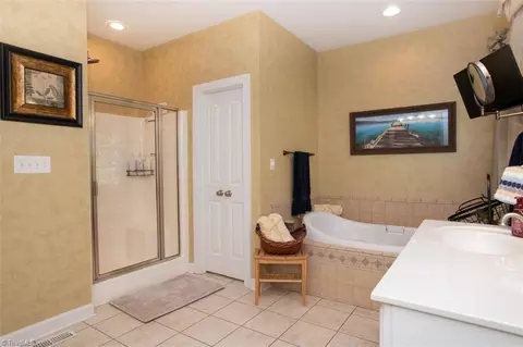 6623 Autumn Woods Ct, Trinity, NC 27370 photo 17