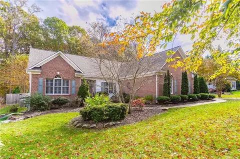 7814 Wilson Farm Rd, Summerfield, NC 27358