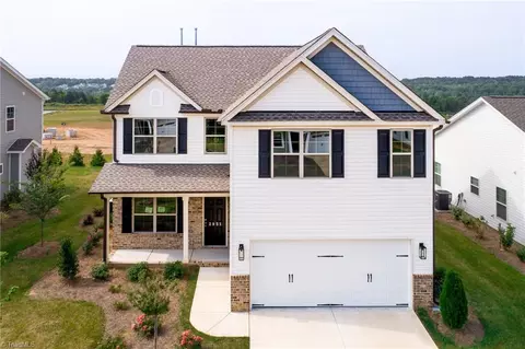 2951 Flat Rock Dr, Winston Salem, NC 27127