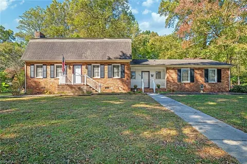 115 Cheviot Dr, Kernersville, NC 27284