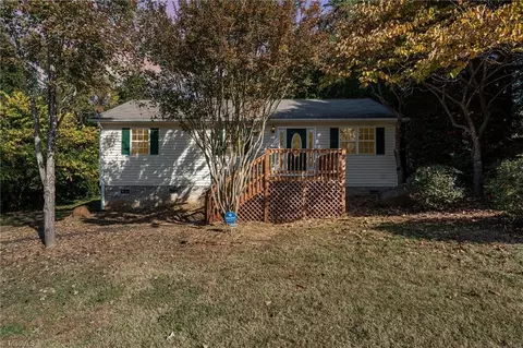 2315 Gallery Pl, Winston Salem, NC 27106