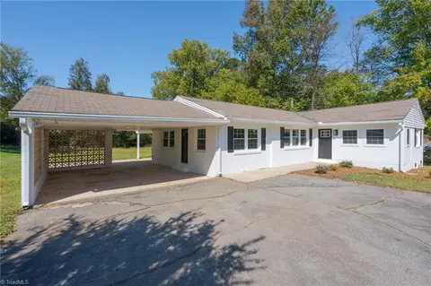 5115 Eastcrest Rd, Mcleansville, NC 27301