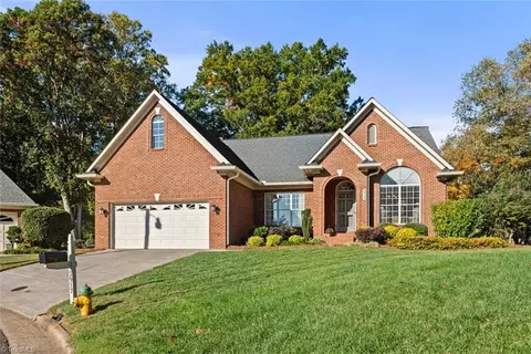 2917 Windmere Ct, Winston Salem, NC 27103