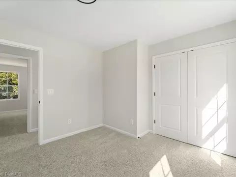 315 Monroe Pl, High Point, NC 27262 photo 22