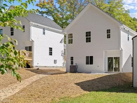 315 Monroe Pl, High Point, NC 27262 photo 29