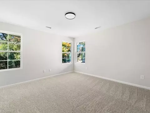 315 Monroe Pl, High Point, NC 27262 photo 15