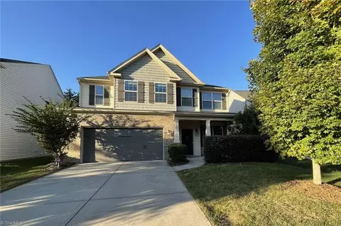 3845 Crestwell Cove Ct, Winston Salem, NC 27103