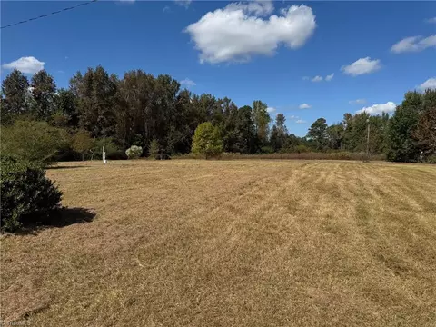 487 Isham Frederick Rd, Magnolia, NC 28453