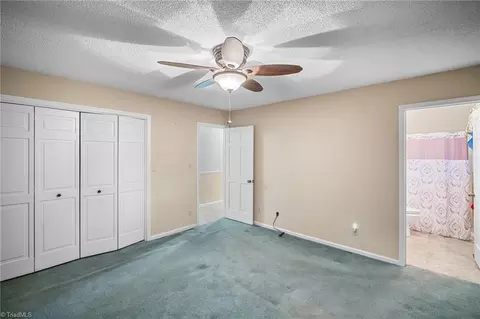 7442 Farmbrook Pl, Thomasville, NC 27360 photo 19