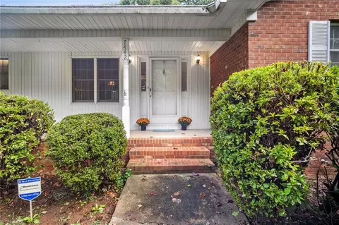 7442 Farmbrook Pl, Thomasville, NC 27360 photo 3