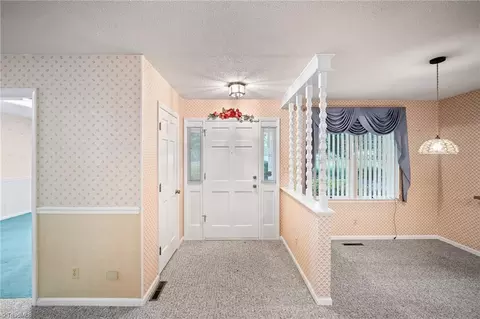 7442 Farmbrook Pl, Thomasville, NC 27360 photo 8