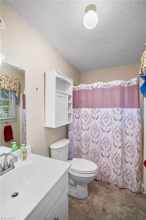 7442 Farmbrook Pl, Thomasville, NC 27360 photo 20