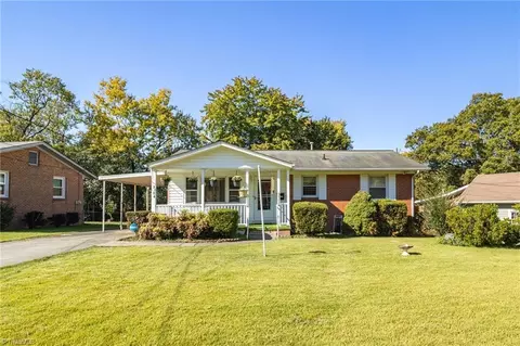 2106 Emerywood Rd, Greensboro, NC 27403
