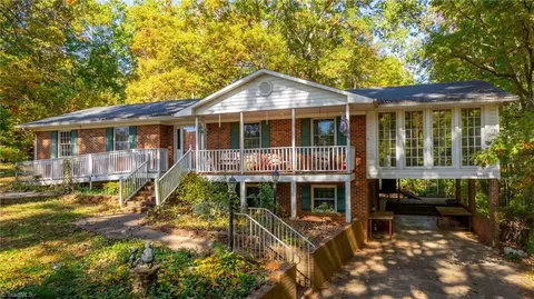 170 Jay Ln, Reidsville, NC 27320