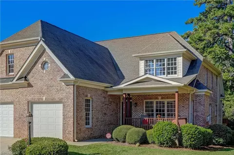 5911 Ballinger Rd #D, Greensboro, NC 27410