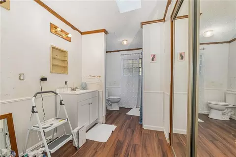 Bath - 711 Baker Rd, High Point, NC 27263 photo 1 of 2