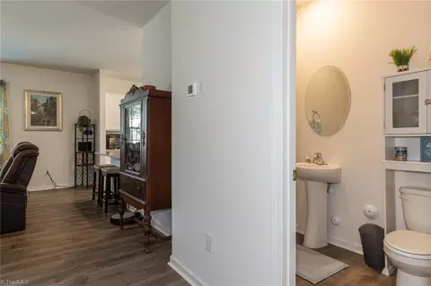 Entry Way - 6822 Bellawood Dr, Trinity, NC 27370 photo 5 of 10