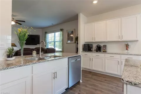 Kitchen - 6822 Bellawood Dr, Trinity, NC 27370 photo 2 of 7