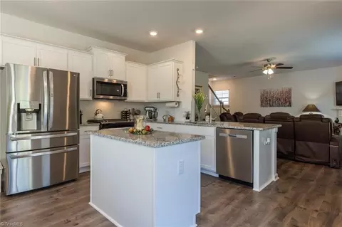 Kitchen - 6822 Bellawood Dr, Trinity, NC 27370 photo 7 of 7