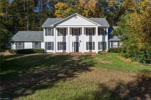 8118 Hunting Cog Rd, Oak Ridge, NC 27310