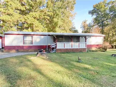 3067 Bingham Loflin Rd, Asheboro, NC 27205