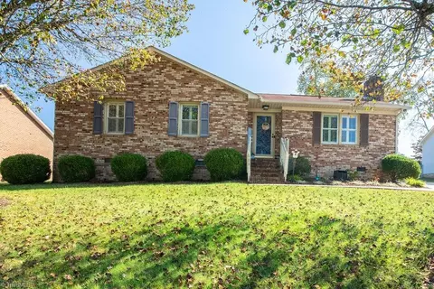 111 Ridge Creek Dr, Trinity, NC 27370