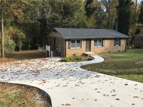 6166 Pinebrook Dr, Archdale, NC 27263 photo 1