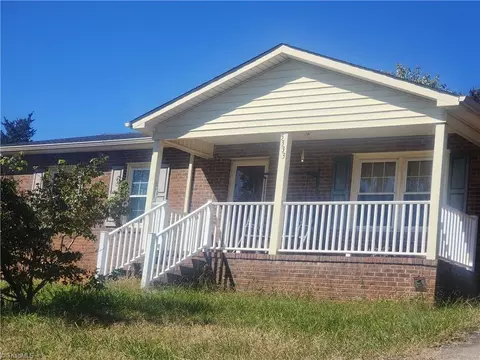 5333 Old Us Highway 421, East Bend, NC 27018