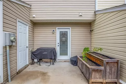 451 Sandybrooke Dr, High Point, NC 27265 photo 22