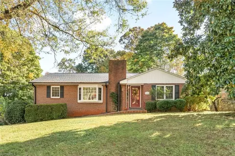 1335 Berwick Rd, Winston Salem, NC 27103