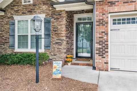 5726 Woodside Forest Trl, Lewisville, NC 27023