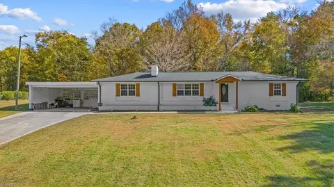 691 Rich Hilton Rd, Thomasville, NC 27360