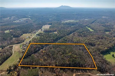18 7 Ac Old Westfield Rd, Pilot Mountain, NC 27041