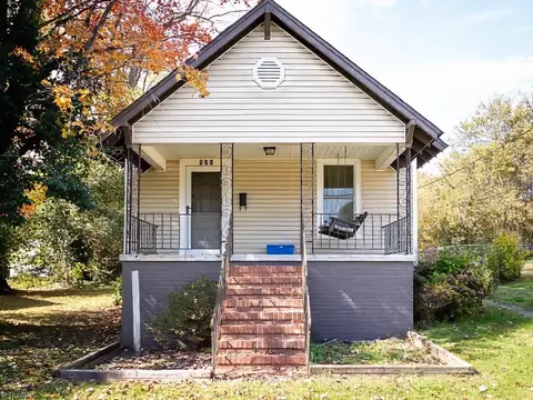 621 Patterson St, Eden, NC 27288