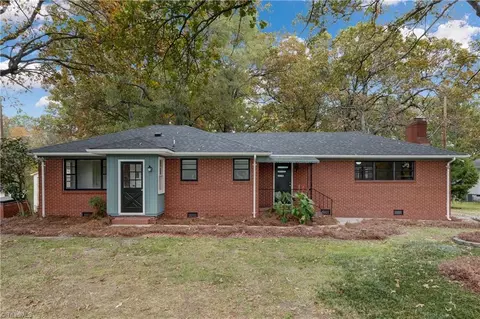 3904 Broadacres Dr, Greensboro, NC 27407