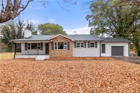3809 Crosland Rd, Winston Salem, NC 27106
