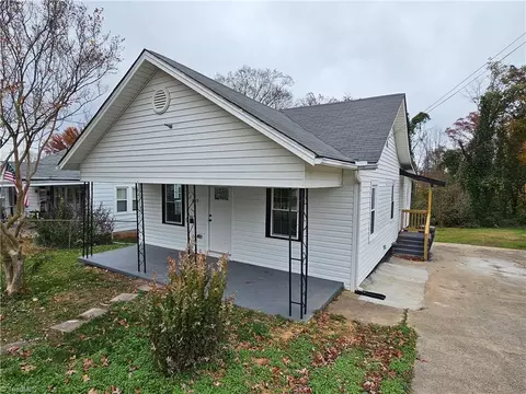 809 Norman St, Reidsville, NC 27320