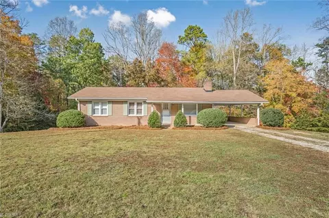 3395 Grubbs Rd, Walkertown, NC 27051