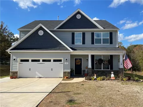 184 Ascender Dr, King, NC 27021