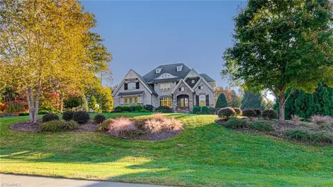 7604 Calmeria Ct, Kernersville, NC 27284