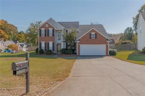 3856 Turnberry Park Dr, Pfafftown, NC 27040
