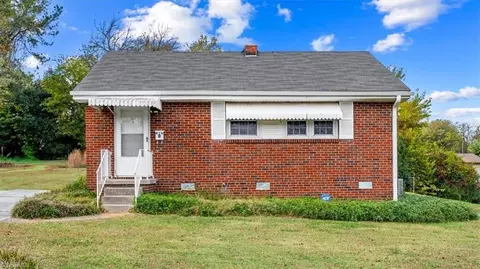 610 Doak St, Greensboro, NC 27406